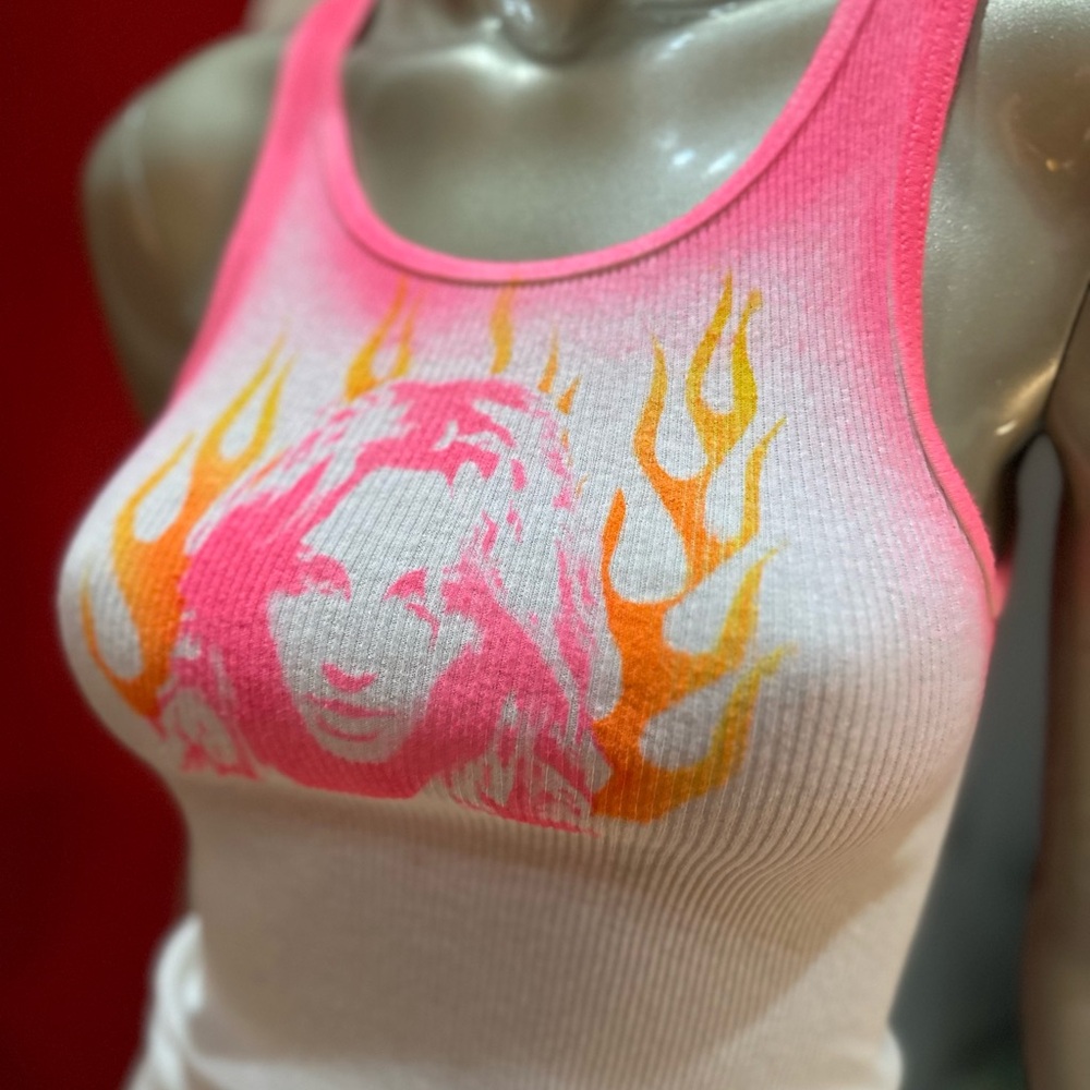 ⚡️BRITNEY SPEARS FREED distressed ribbed graffiti soft tank top S (XS) - Picture 4 of 17